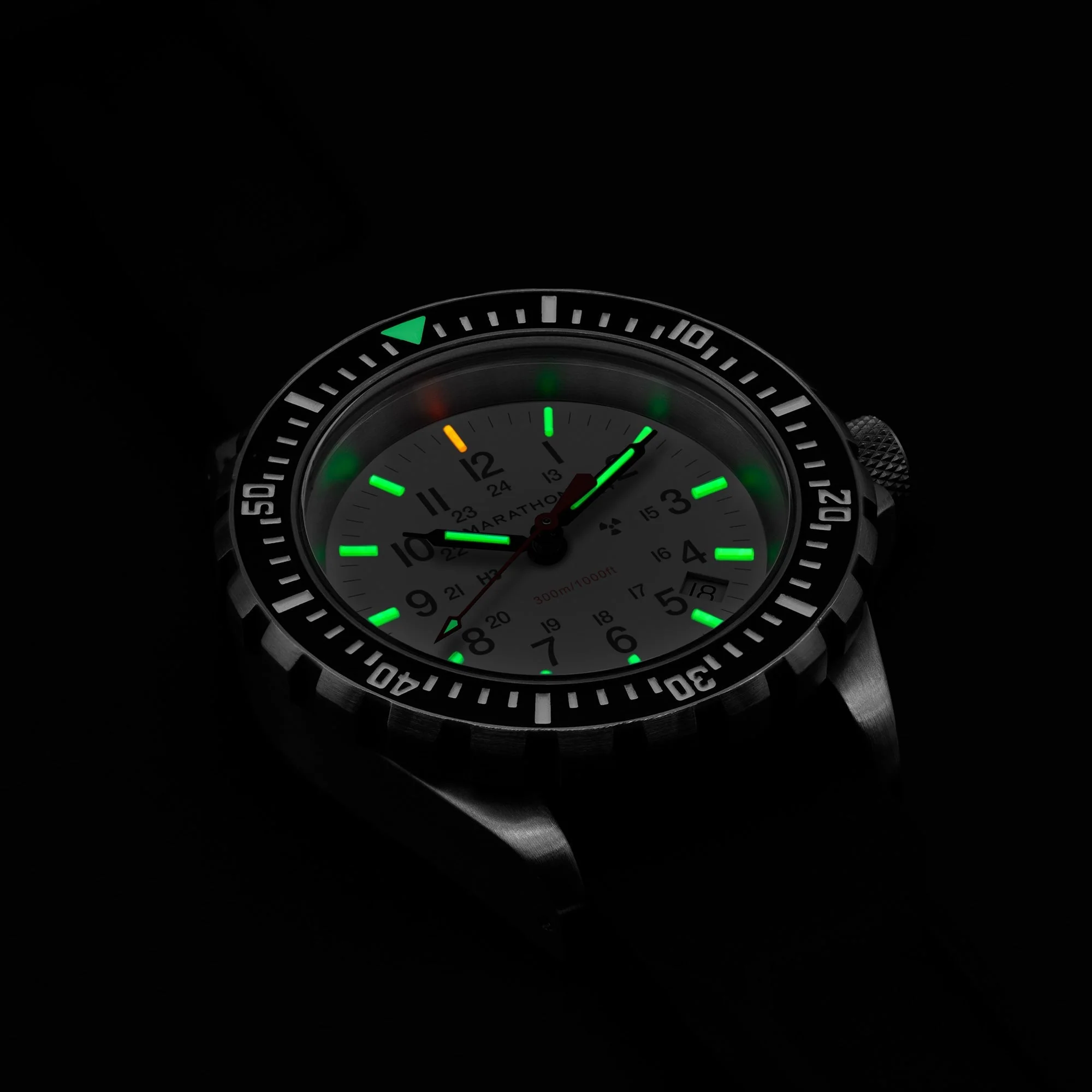 41mm Arctic Edition Large Diver's Quartz (TSAR) with Stainless Steel Bracelet - Image 11