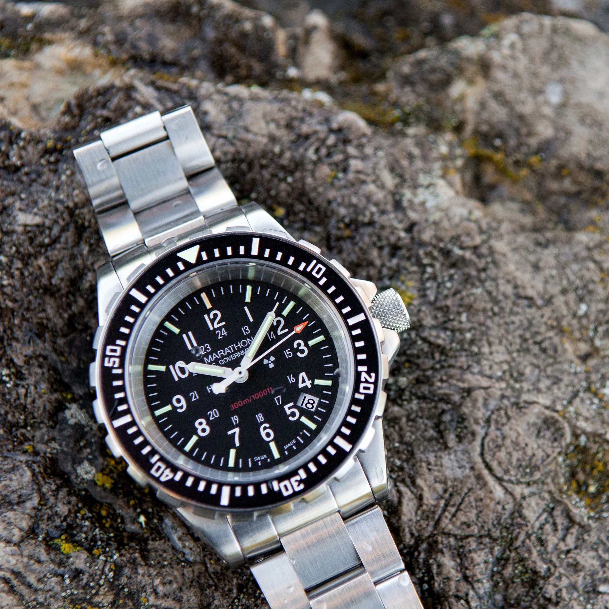 41mm Large Diver's Quartz (TSAR) with Stainless Steel Bracelet - Image 35