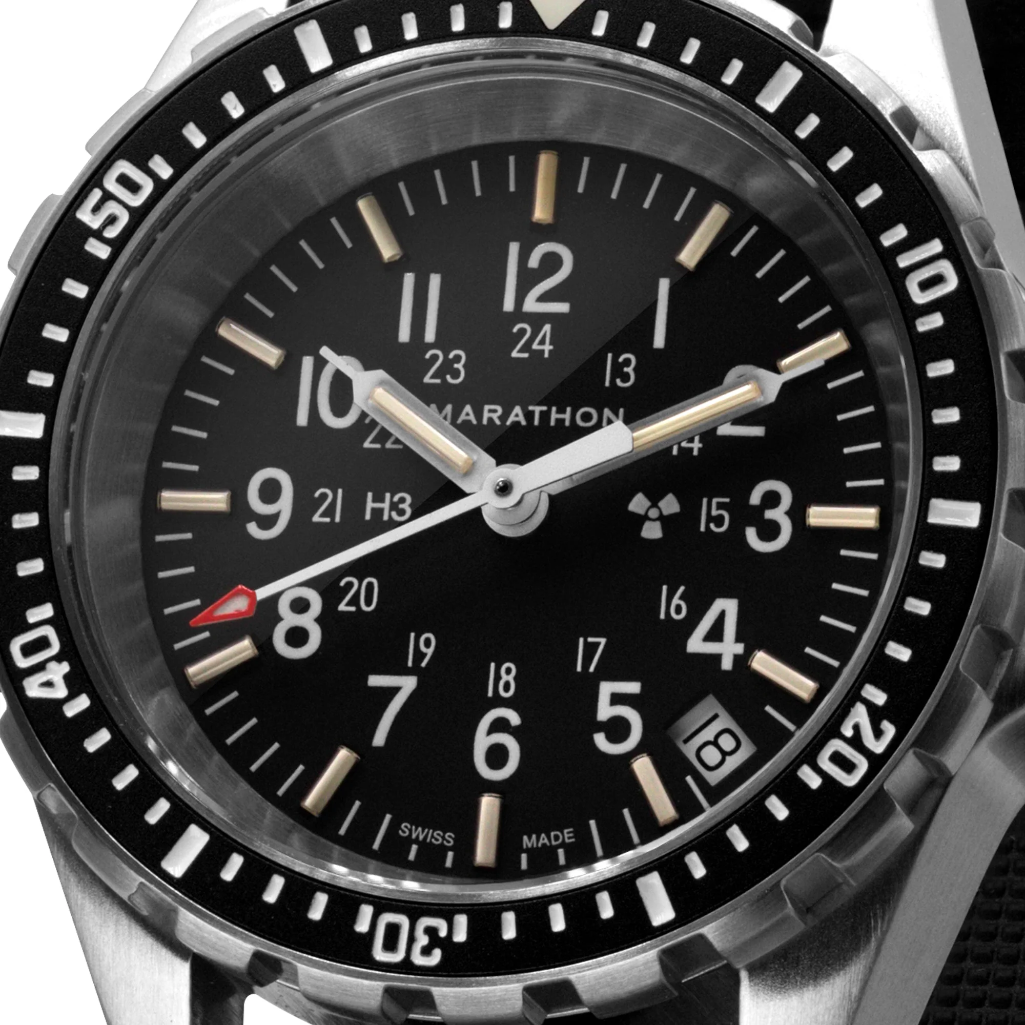36mm Medium Diver's Quartz (MSAR Quartz) with Stainless Steel Bracelet - Image 14