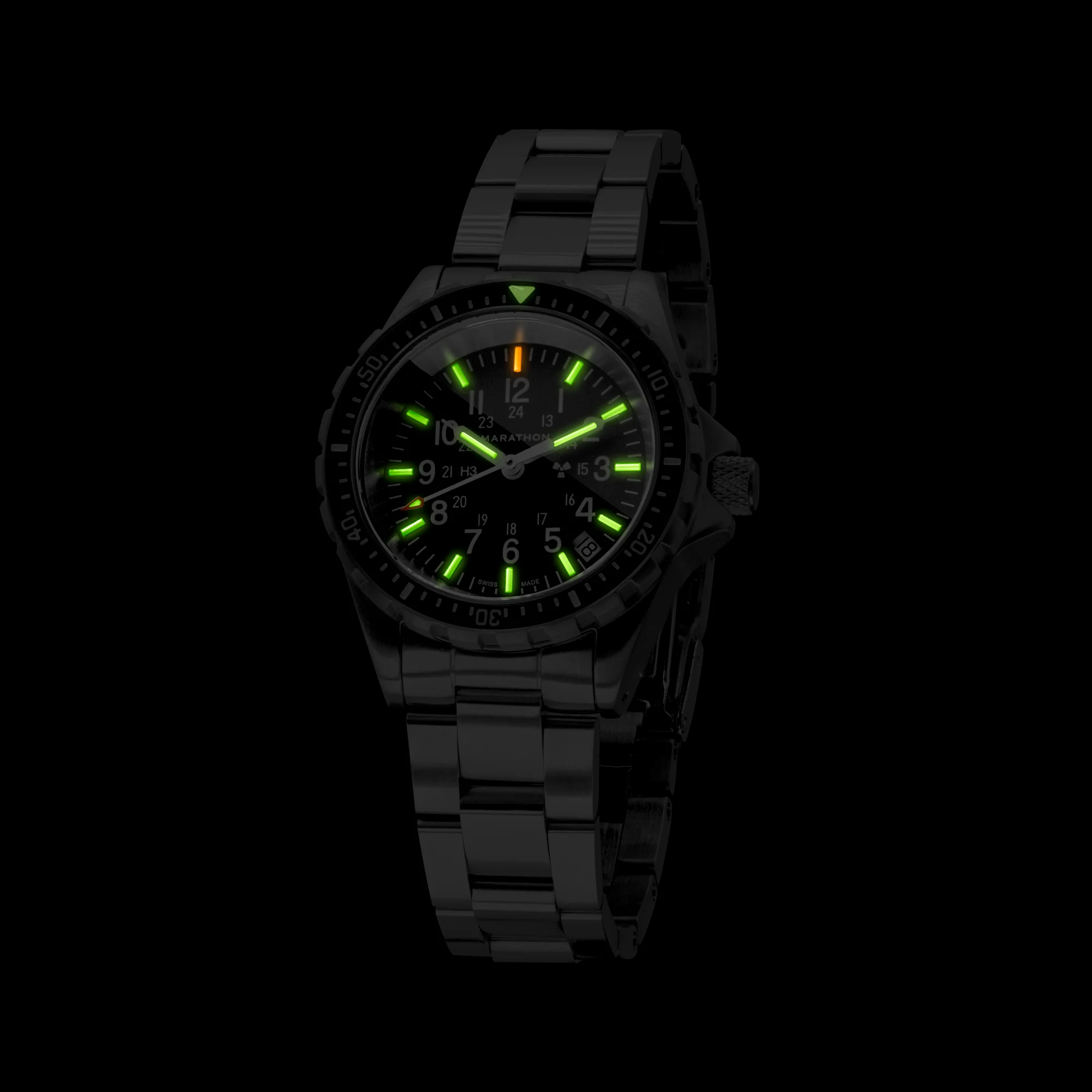 36mm Medium Diver's Quartz (MSAR Quartz) with Stainless Steel Bracelet - Image 40